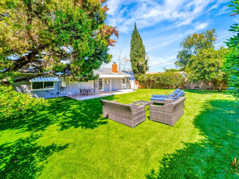Archwood 3BR – Comfortable Family Home with Private Backyard & Hot Tub