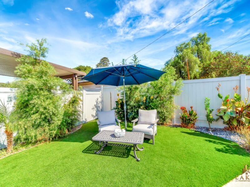 Burbank – Generous 2 King-Suites W/ Backyard & Barbecue!