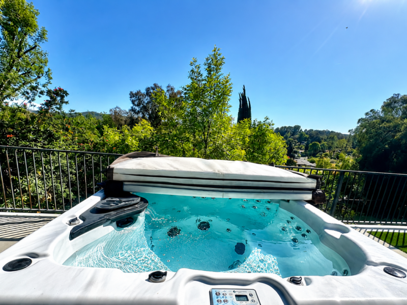 Ostin 5BR Home: King Bed, Guesthouse, BBQ & Valley Views