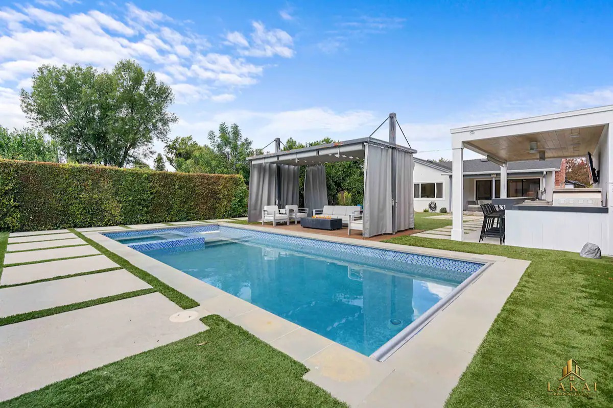 Mariano – Luxurious Villa W/ Pool, Spa, Outdoor Kitchen!